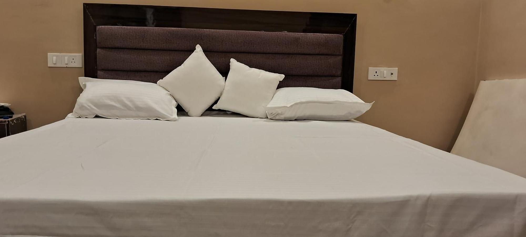 Shree Janki Palace 호텔 Ayodhya 외부 사진